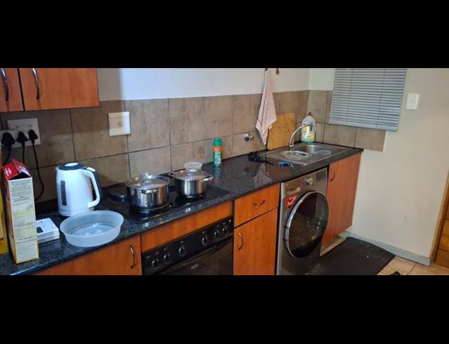 1 BEDROOM APARTMENT FOR SALE IN HATFIELD